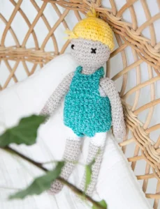 Poupée Paul au crochet
