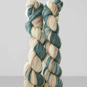 Laine Urth Yarn - Echoes - 1526