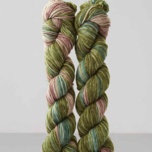 Laine Urth Yarn - Echoes - 1528